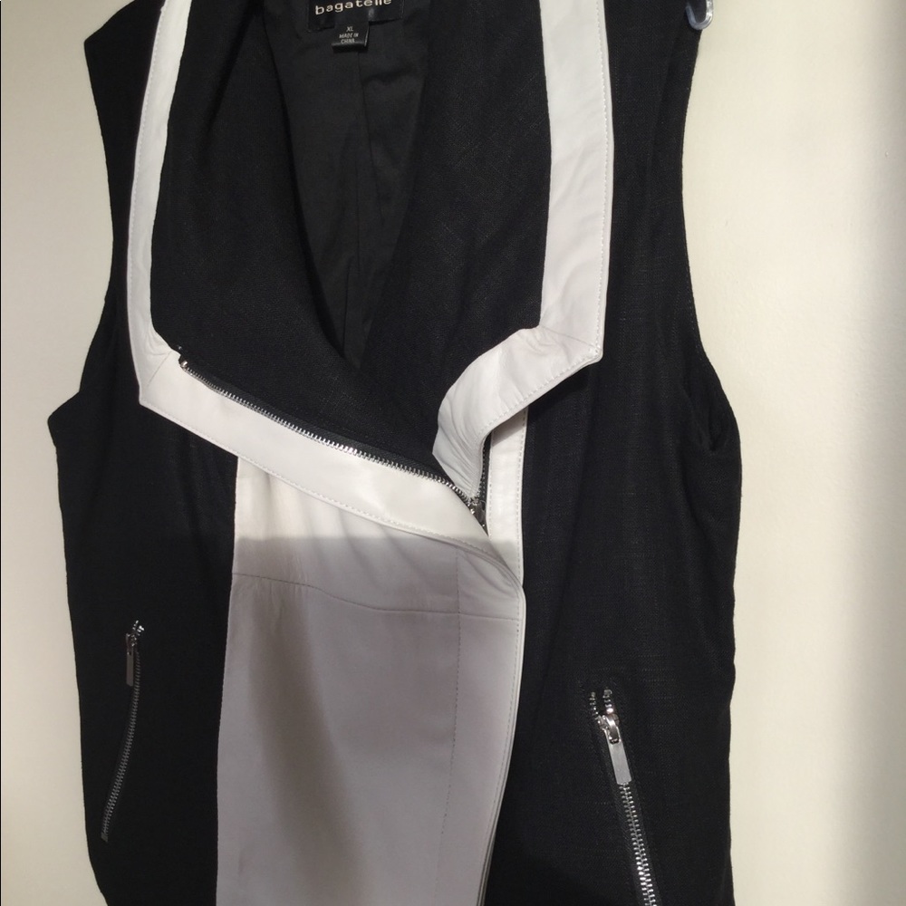Bagatelle linen and leather vest